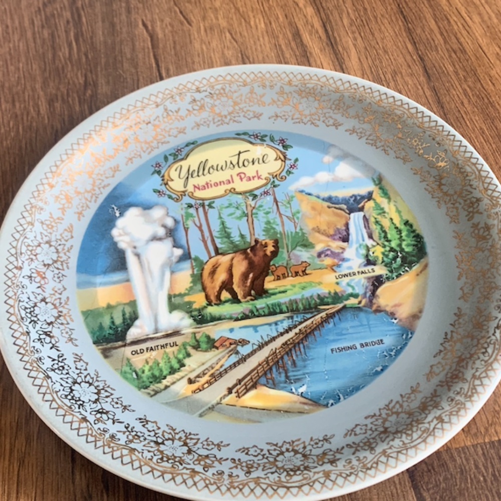 Yellowstone Plate - Picture 2 of 13